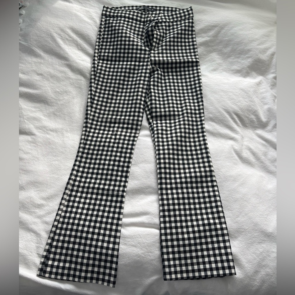 Zara Black and White Checkered Cropped Pants